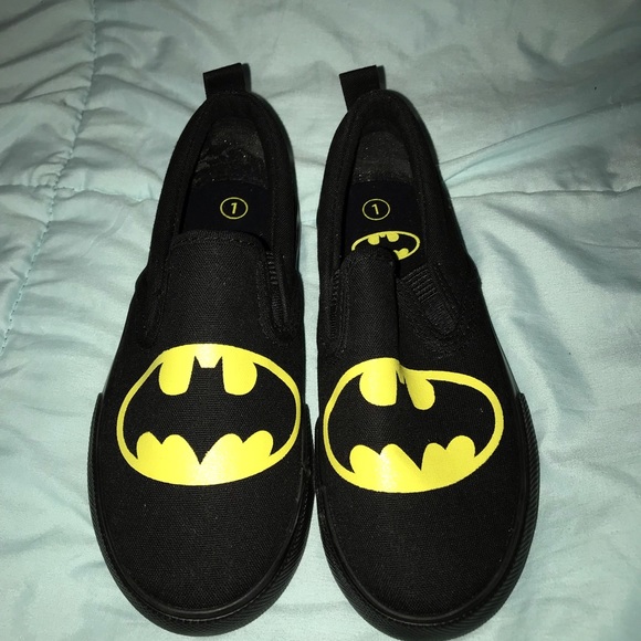 Batman slip on sneakers! - Picture 3 of 3